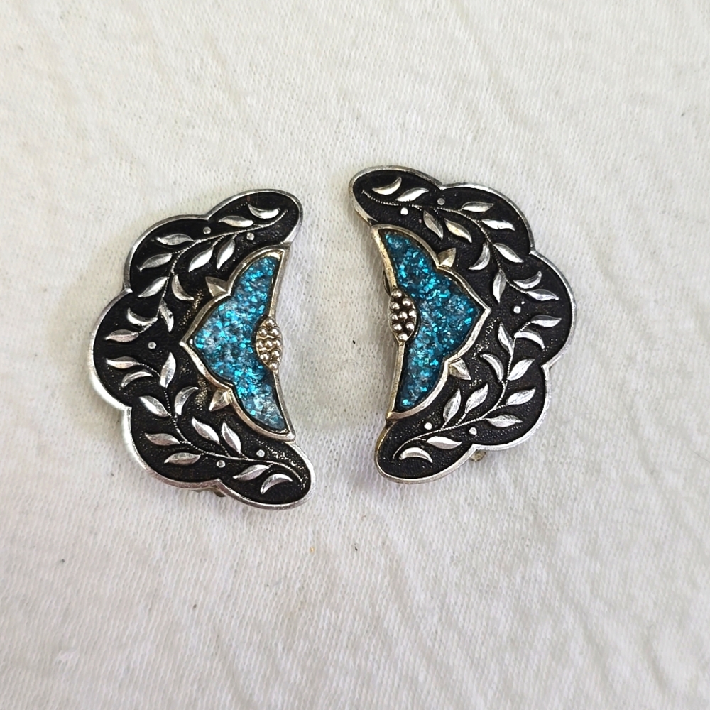 🔸️5/$25🔸️Vintage West Germany Clip On Earrings